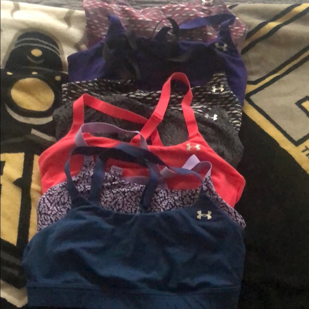 Under armour sports bra lot